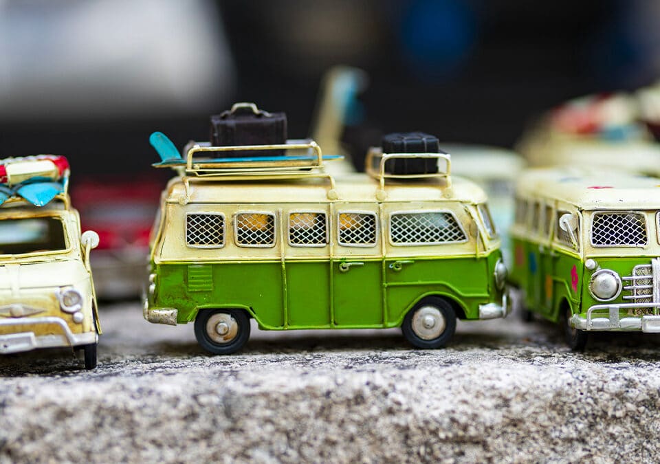 10 idées pour occuper les enfants pendant un long voyage en van ou en voiture