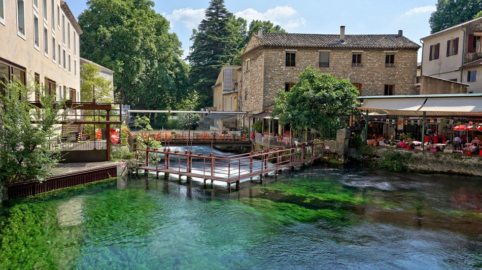 Fontaine de Vaucluse en van - itinéraire Provence