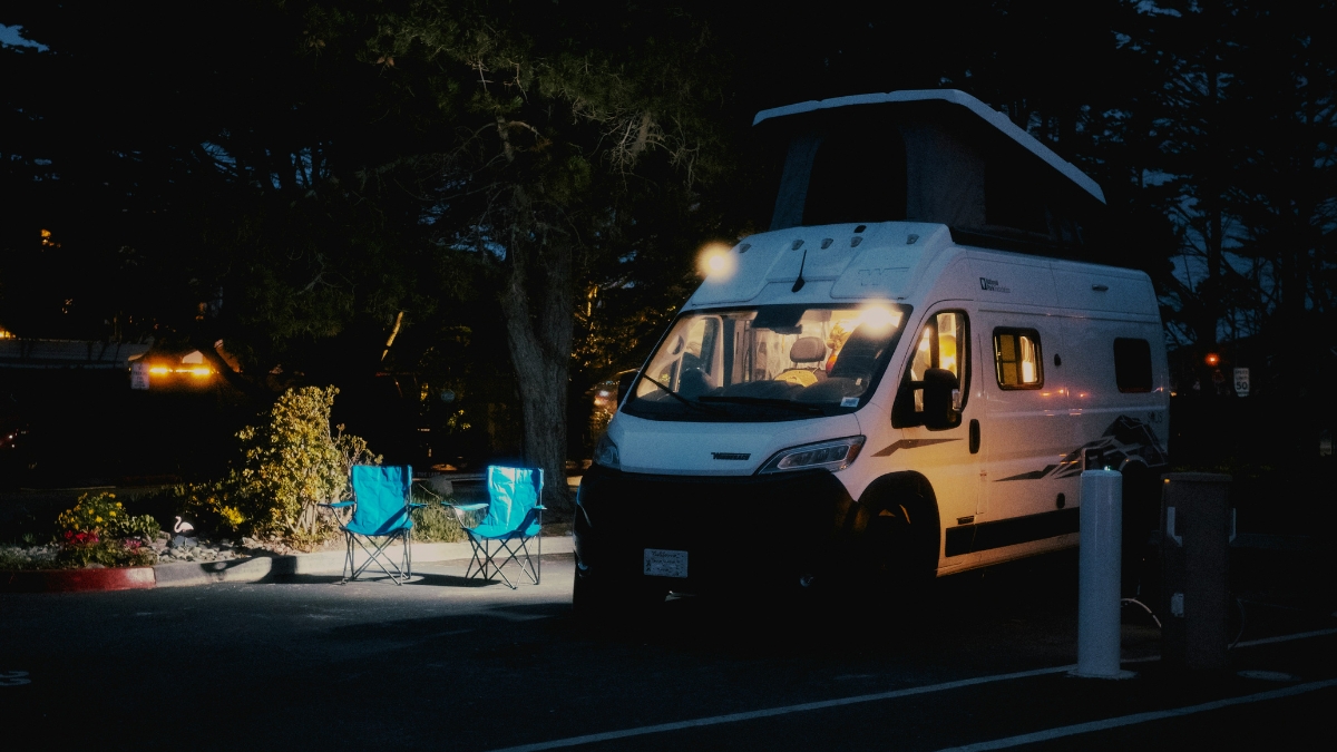 Organisation dans un Van- Nos Astuces et Conseils en Famille